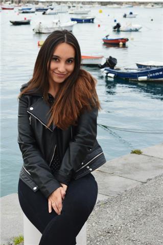 Estudante bilingüe, con titulacion c1 da clases de inglés, en sus cuatro ramas, gramática, listening, oral, y vocabulario