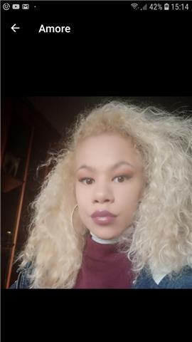 Ragazza multilingue offre lezioni e ripetizioni di inglese, spagnolo e portoghese sia per adulti che per bambini
