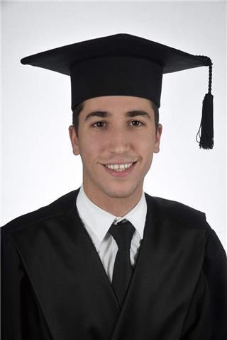 Biomédico con experiencia en el campo de la enseñanza ofrece clases de cualquier asignatura de primaria, eso o bachiller