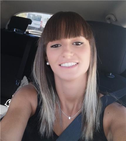 Soy profesora de Primaria con gran experiencia en clases particulares tanto en Educación Primaria como en la ESO sea en euskera o en castellano