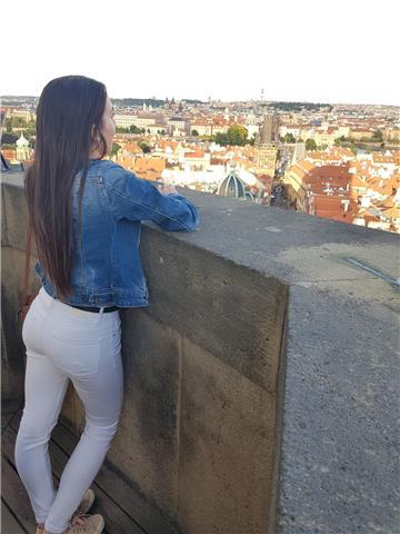 Doy clases de matemáticas y química