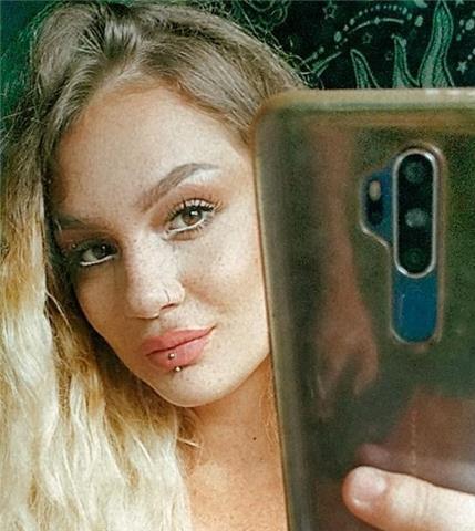 Hola buenas soy licenciada en filologia inglesa