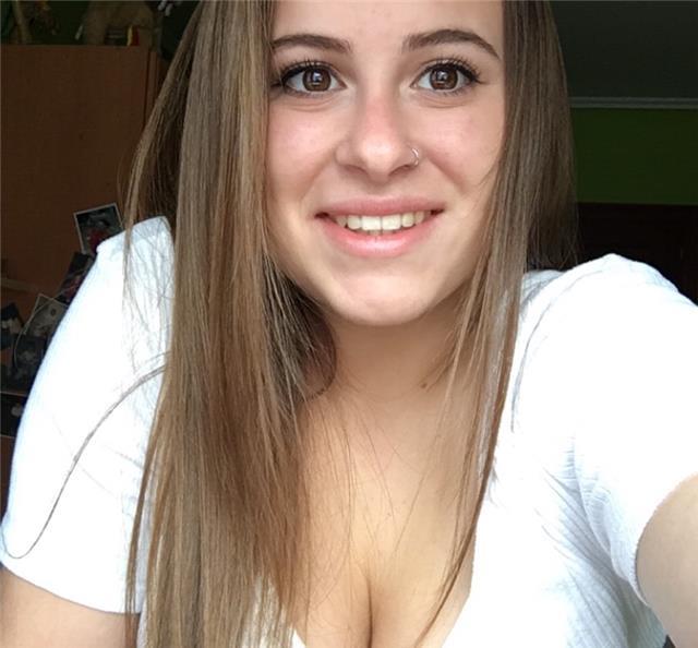 Profesora de distintas asignaturas, orientadas a alumnos de primaria o la eso