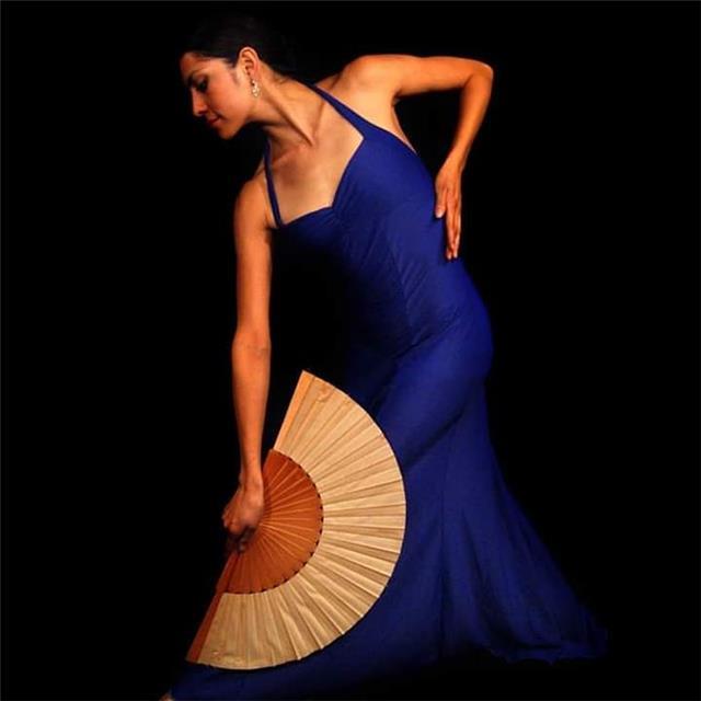 Danza española, pilates mat y terapia de movimiento y sesión de relajación con base en pnl y método silva