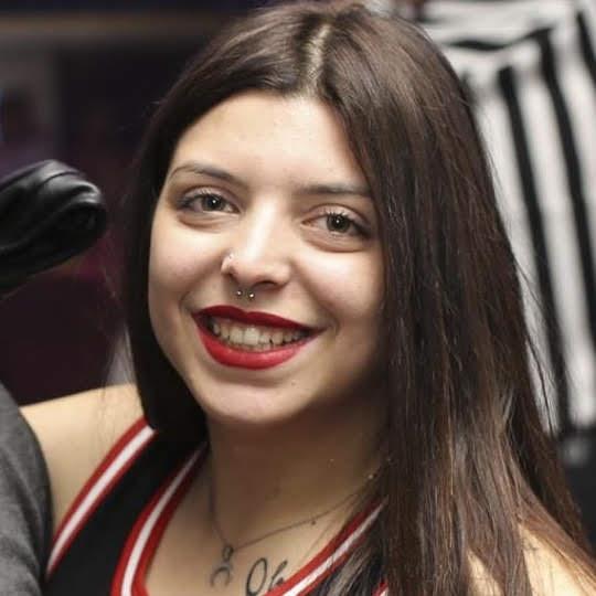 Ragazza di 21 anni, fresca di studi, diplomata a giugno 2020 in economia e commercio , molto ferrata nelle materie logico-matematiche, offro ripetizioni a bambini/e e ragazzi/e