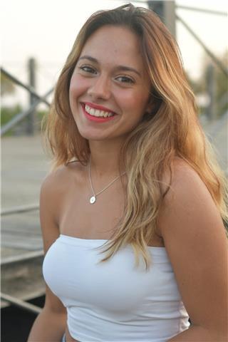 Profesora de matemáticas imparte clases particulares a niños de educación primaria y secundaria