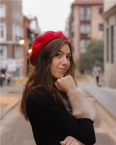 Doy clases particulares económicas de lengua castellana, historia y latín. persona seria y responsable. empática, con paciencia y ganas de ayudar