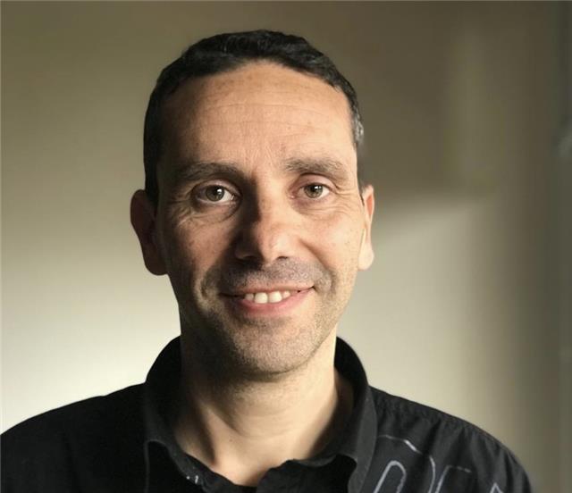 Formador ti y diseño gráfico