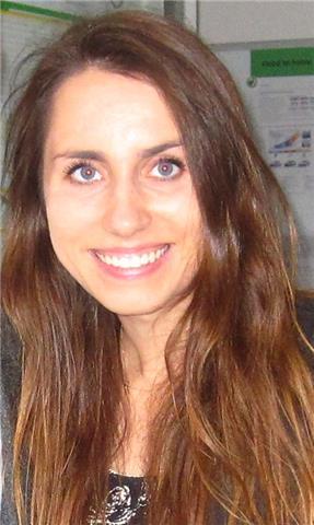 Erfahrene, coole Lehrerin wohnend in Paris gibt dynamischen Französischunterricht - Erfolg garantiert!