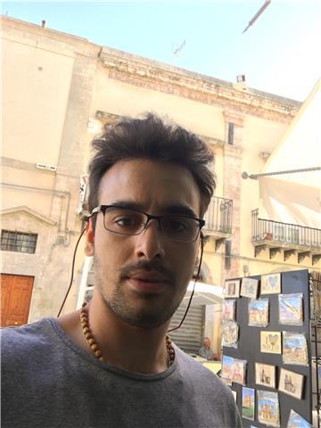 Diplomato in liceo artistico Nani Boccioni