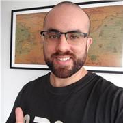 Profesor de finanzas y evaluación de proyectos, economía general
