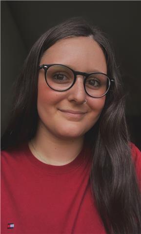 Studentessa universitaria di lingue, offre ripetizioni di inglese a studenti di scuole elementari, medie e superiori