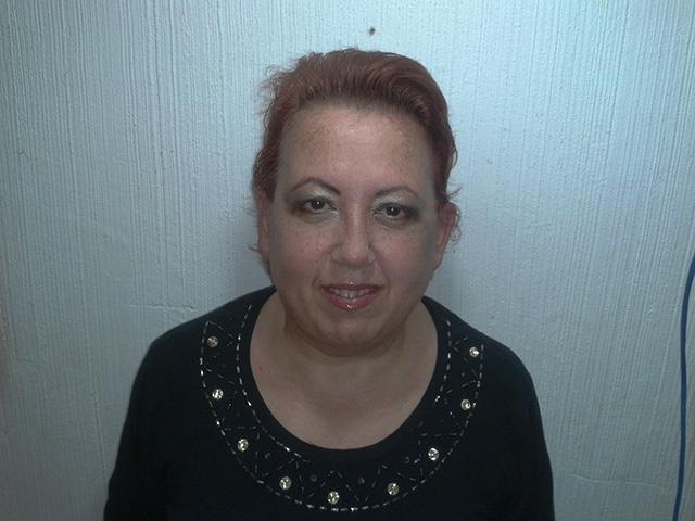 Maestra especializada en adolescentes y adultos a distancia