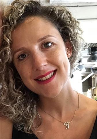 Insegnante di Inglese e preparatore di certificazioni, recupero debiti scolastici- Lezioni private