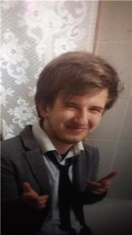 Sono al 5' anno di studi ma desideroso nel tempo libero di insegnare inglese