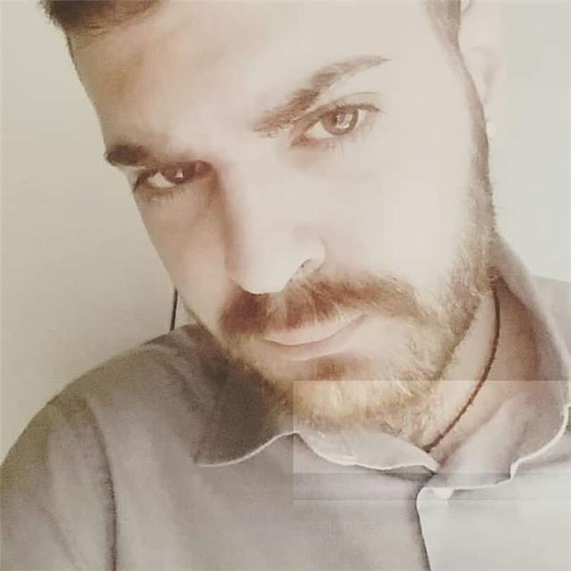 Studente universitario in lingue offre lezioni di inglese