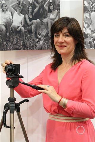 Profesora y escritora da clases de primaria y eso, con muy buenos resultados. especialidad, lengua y literatura