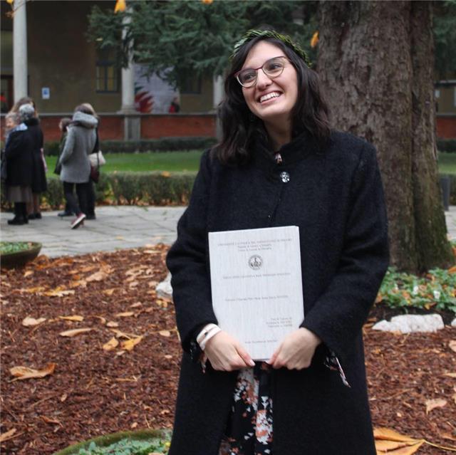 diplômé en philosophie, italienne