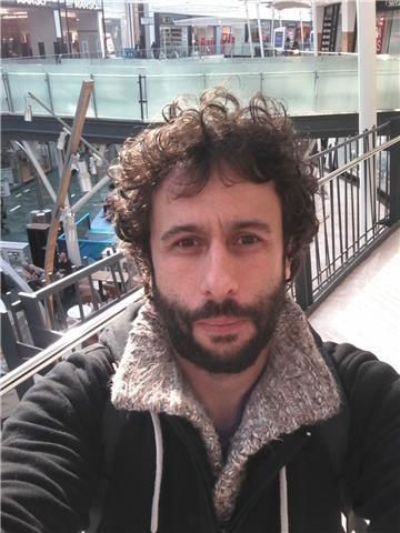 Profesor de español para inmigrantes en ONG se ofrece para clases particulares