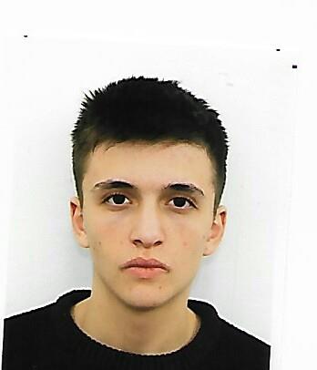 Studente diplomato al Liceo Scientifico con massimi voti