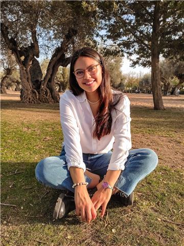 Estudiante universitaria. ofrezco clases de conversación en español para no nativos