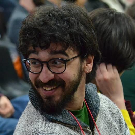 Laureato in Filologia Classica offre lezioni private di latino, greco, italiano