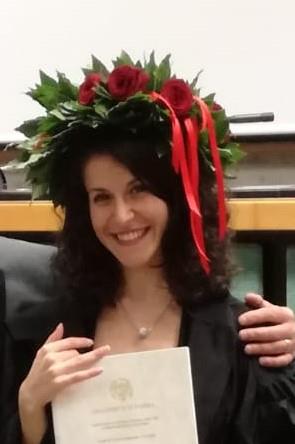 Laureata magistrale in chimica offre lezioni di chimica, matematica, inglese e aiuto compiti a ragazzi di scuole medie e superiori