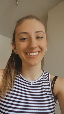 Studentessa di quinta liceo scientifico disponibile per ripetizioni e aiuto compiti per ragazzi di elementari (tutte le materie), medie e superiori