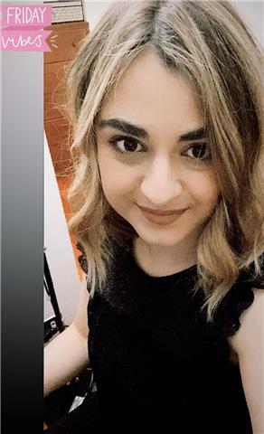 Ragazza laureata in relazioni internazionali con livello avanzato di francese ed esperienza pregressa in Francia offre lezioni private per tutti i livelli a studenti di scuola ed università