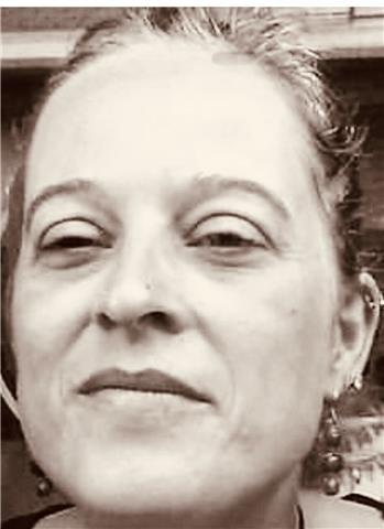 Profesora nativa de academia da clases de inglés. Todos losNiveles. Desde conversacion, Cambridge, trinity, eso, primaria, bachillerato etc