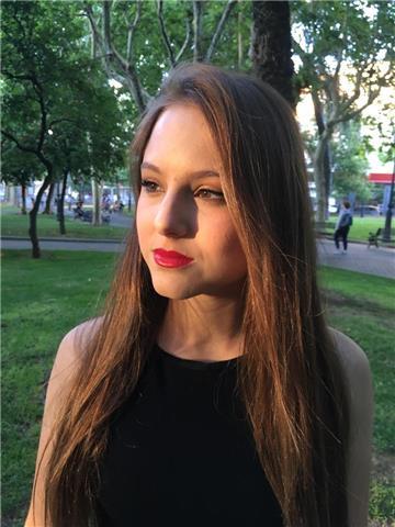 Doy clases de armonía, lenguaje musical y flauta travesera para alumnos de todos los niveles, incluidas enseñanzas superiores