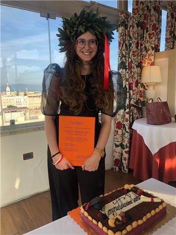 Laureata Magistrale in Redazioni Internazionali do ripetizioni di inglese