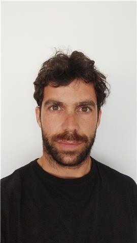 Entrenador de atletismo titulado por la iaaf, aprende a correr y mejora tus marcas. optimiza tu zancada, ponte en forma y disfruta