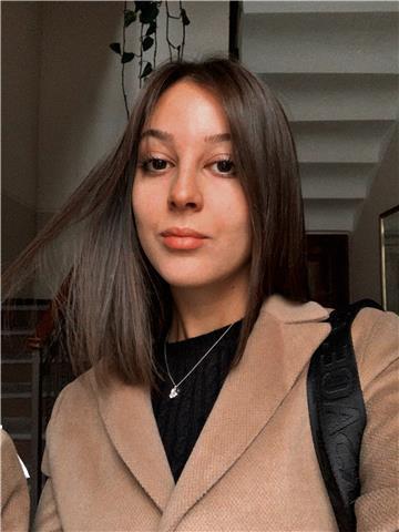Diplomata al Liceo delle Scienze umane offro ripetizioni di spagnolo