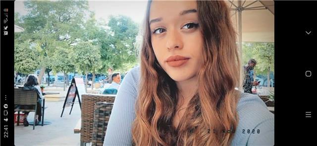 Mis clases van orientadas a niños y niñas de educación primaria( también podría de educación infantil). me considero una persona flexible, ya que me adapto a cada alumno/a dependiendo de sus dificultades