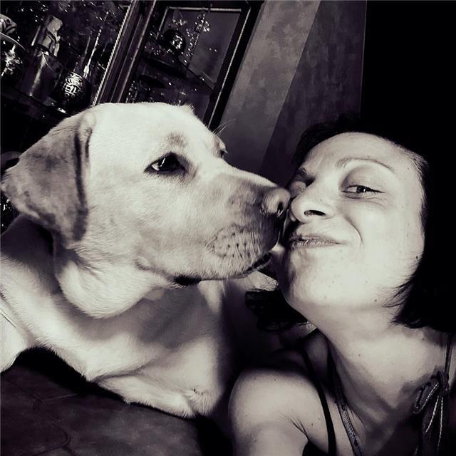 Biologa con laurea magistrale in genetica e biologia molecolare