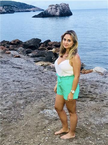 Profesora, colegio concertado en binisalem. ofrezco técnicas estudio. todo tipo de materias