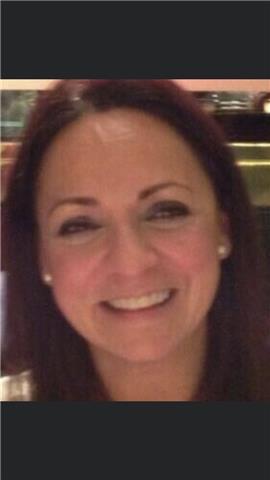 Profesora de academia desde hace 20 años, preparo exámenes de Cambridge y Trinity, entrevistas de trabajo o conversación.
Amplia experiencia impartiendo cursos oficiales de business English online