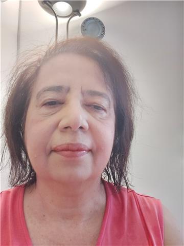 Docente universitaria offre lezioni di latino e greco