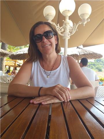 Abogada con experiencia profesional durante más de 25 años incluyó prácticas en despacho y en empresas. materias civil y mercantil. organizaremos el temario para llegar bien al examen, estudiaremos con ejemplos prácticos