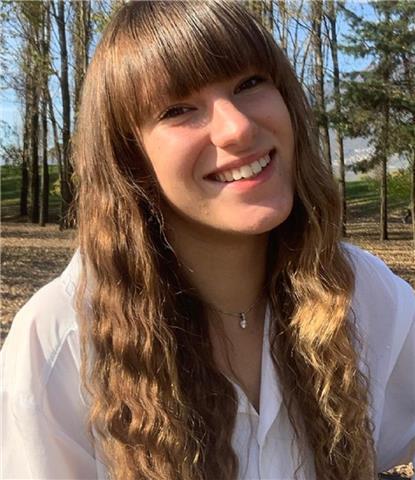 Sono una ragazza diplomata al liceo linguistico, conosco bene 3 lingue e sono disposta a dare lezioni private di francese per ragazzi di ogni età a Sondrio