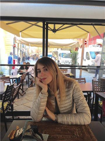 Offro lezioni private di matematica,fisica,inglese per studenti di scuole medie e superiori!