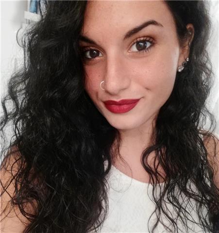 Laureanda in Scienza e Tecnica della Mediazione Linguistica presso l'università del Salento propone lezioni private o ripetizioni di Lingua Inglese per scuola elementare, media, superiore e per studenti universitari alle prese con la preparazione di esami