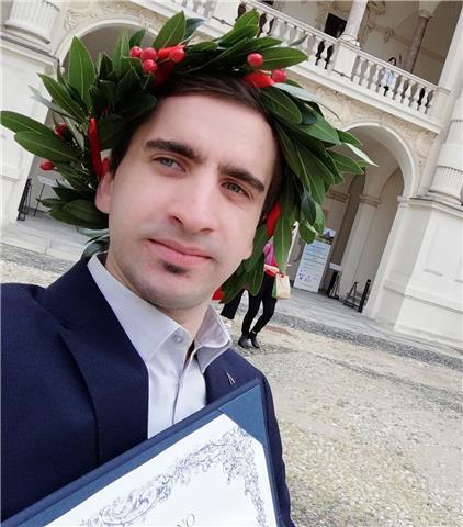 Insegnante madrelingua italiana offre lezioni private e ripetizioni d’italiano, storia e geografia a ragazzi ed adulti via telematica