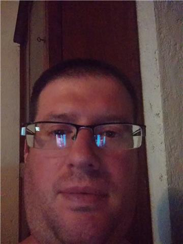 Profesor de filosofía, ciudadanía, valores éticos. profesor de inglés. profesor activo e interactivo mi metodología es teórica y práctica, llevo más de diez años dando clases en institutos. doy clases sobre todo en eso, bachillerato