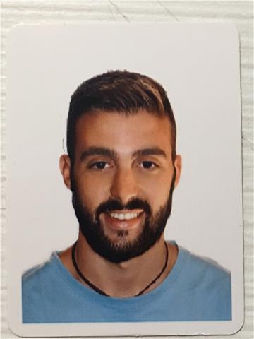 Graduado en maestro de educación primaria por la universidad de salamanca. 
ofrezco clases particulares de refuerzo de cualquier asignatura por un módico precio. horario a convenir por el alumno. 
las clases se pueden realizar vía telemática o a domicilio