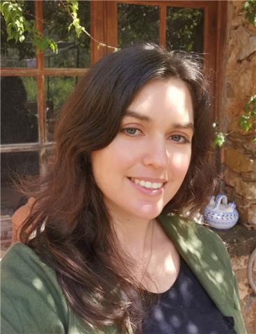 Profesora nativa de inglés: clases individuales , grupo, adultos y niños. experiencia docente en eoi y secundaria