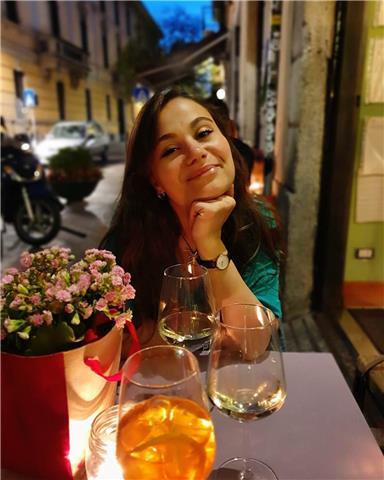 Sono Francesca, offro ripetizioni di inglese e un insegnamento per un metodo di studio efficace in tutte le materie