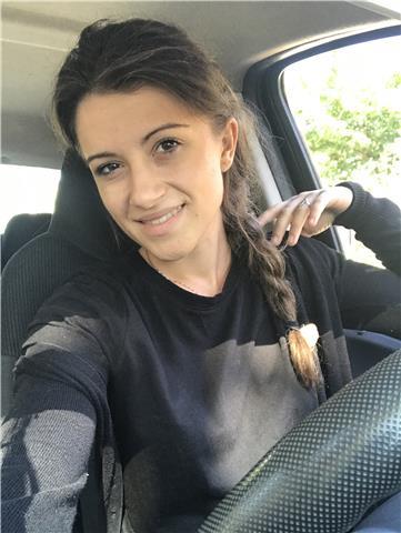 Insegnante di inglese laureata presso università in uk