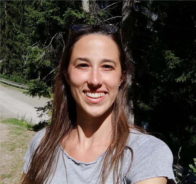 Laureata in biologia aiuto a recuperare e comprendere matematica, biologia, scienze, biochimica, fisica